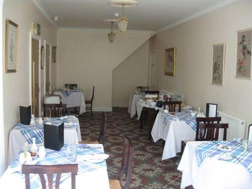 Hazelwood House Bed & Breakfast Бридженд Екстериор снимка